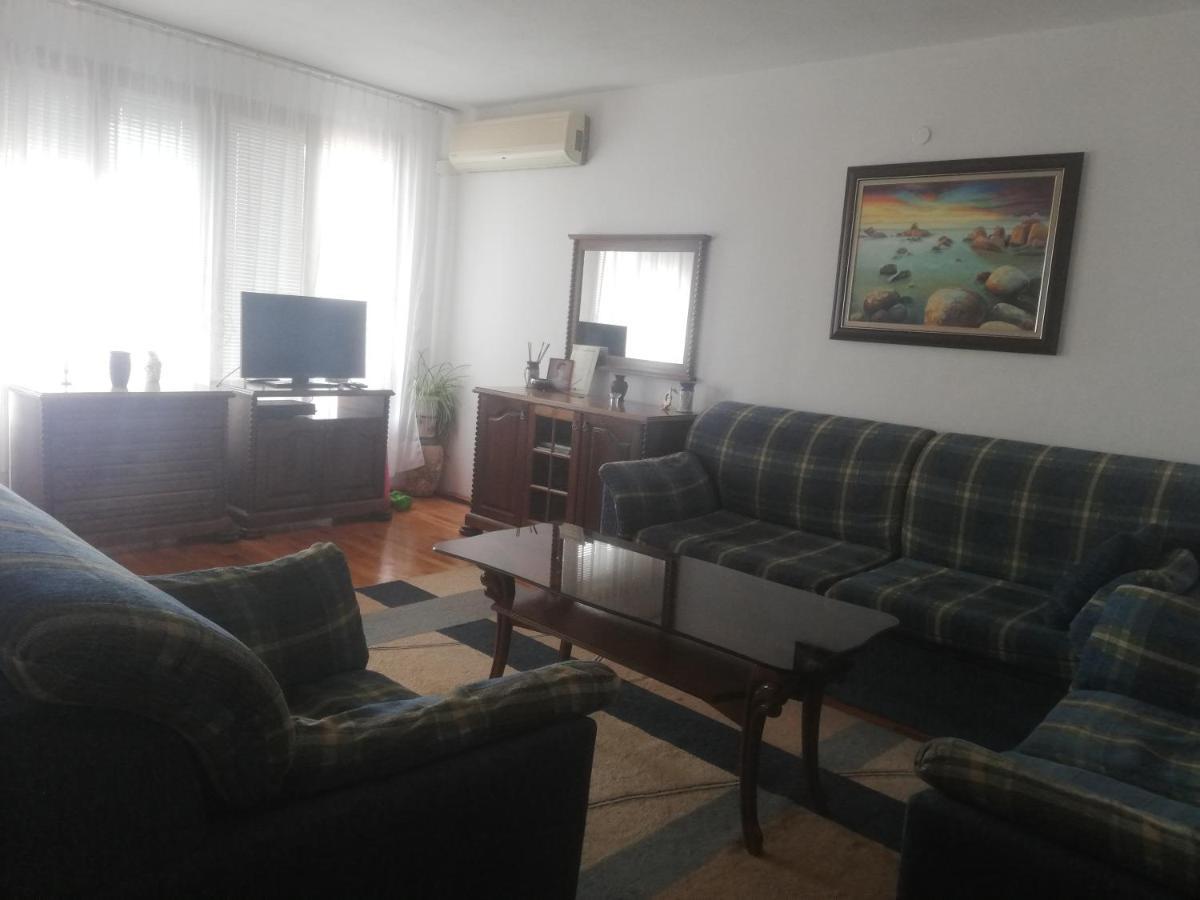 Apartments Anita Поморіє Екстер'єр фото