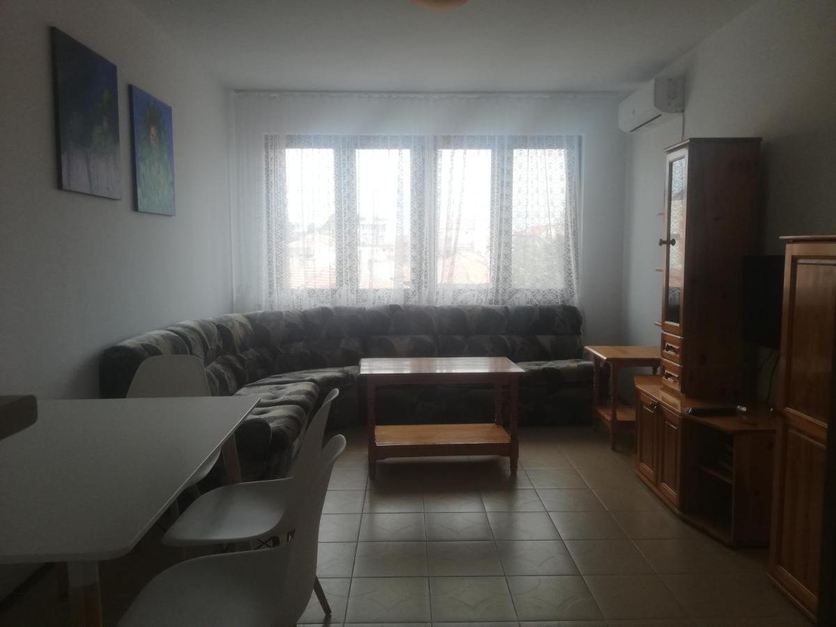Apartments Anita Поморіє Екстер'єр фото